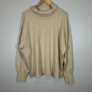 Gap Women's Beige Turtleneck Sweater Size XXL Long Sleeve Knit Pullover